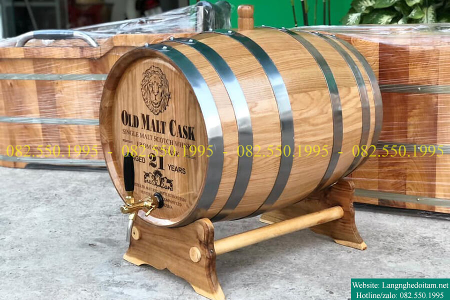 hình ảnh thùng gỗ sồi ủ rượu 50l