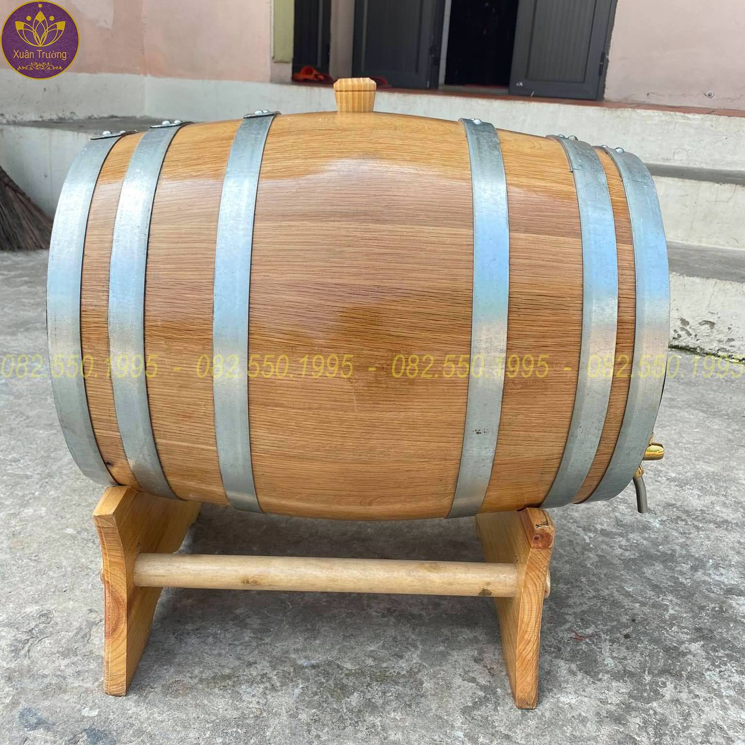 thùng gỗ ủ rượu